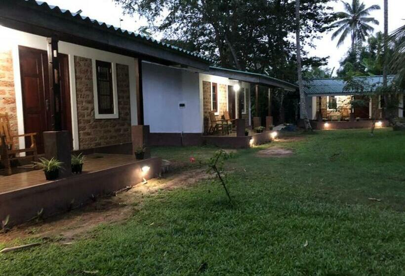 منزل غرفة نوم واحدة, Kumbukgahawatta