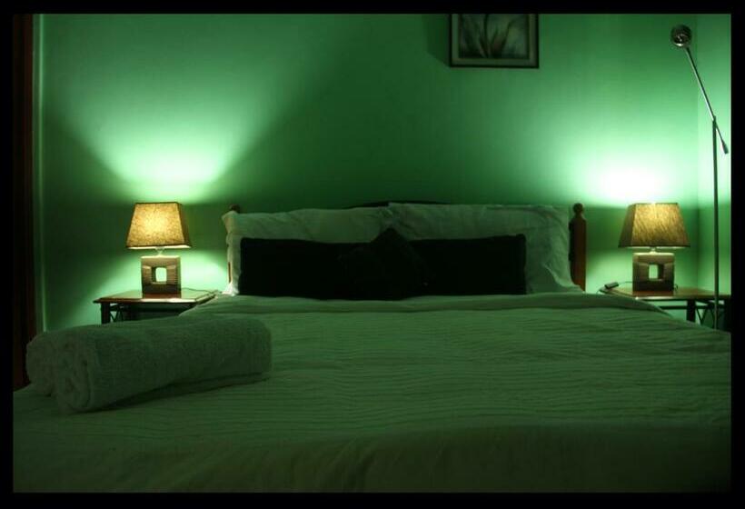 디럭스 룸, Marina Resort