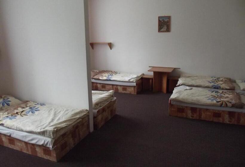 5人标间, Penzion M&m