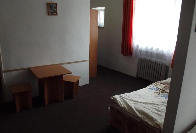 标准间, Penzion M&m