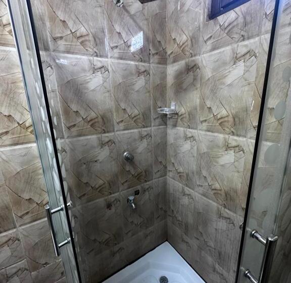 Семейный Номер, N Joy Inn