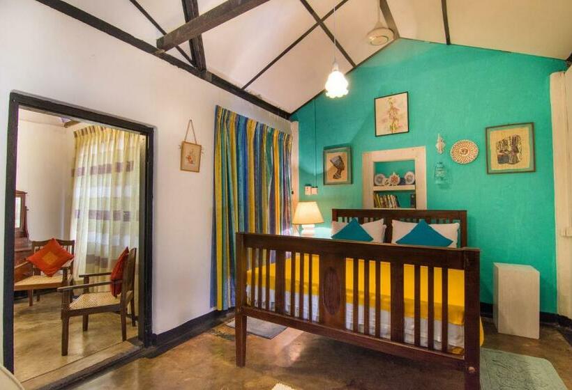 Deluxe Room, The Kandyan Manor By Bhathiya & Suzy