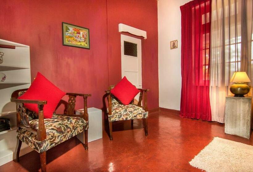 Family Suite, The Kandyan Manor By Bhathiya & Suzy