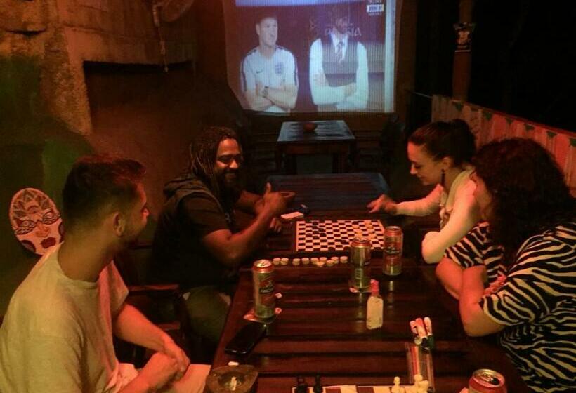 Cameră Superioară, The Mango