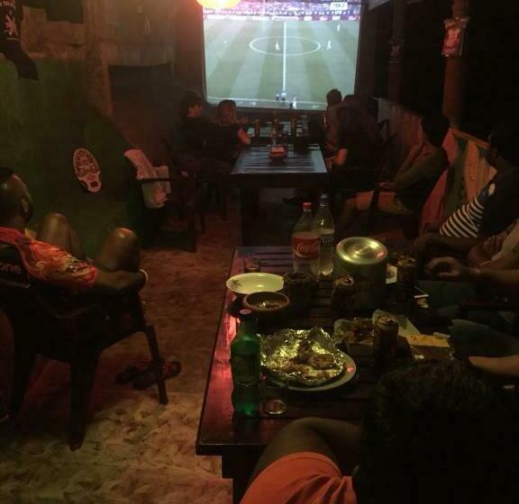 Cameră Superioară, The Mango