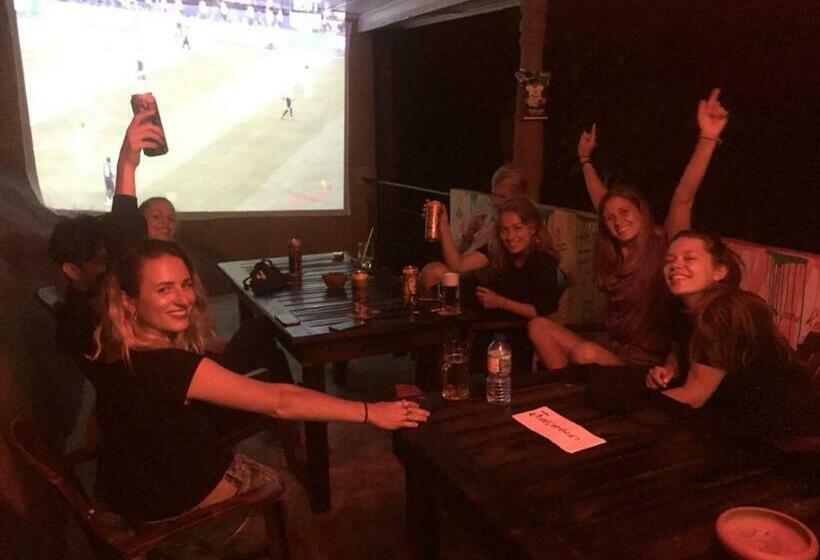 Cameră Superioară, The Mango