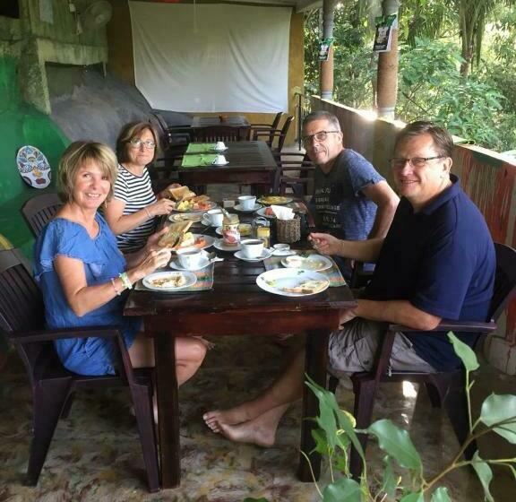 Cameră Superioară, The Mango