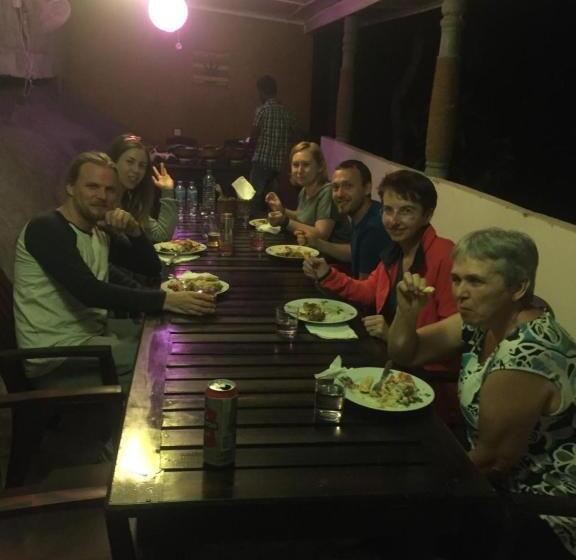 Cameră Superioară, The Mango