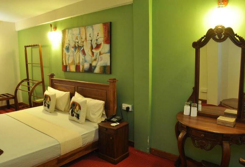 اتاق استاندارد, Tinaya