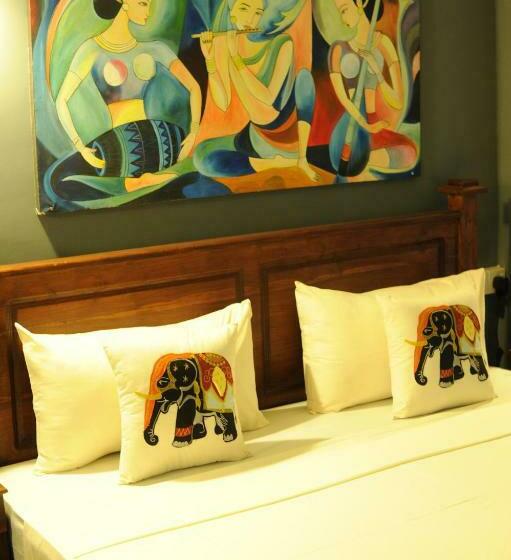 豪华房间, Tinaya