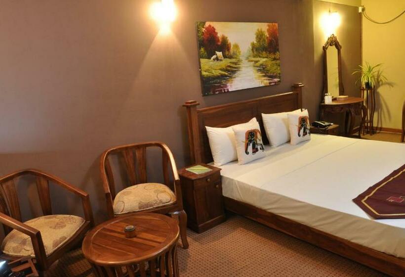 豪华房间, Tinaya