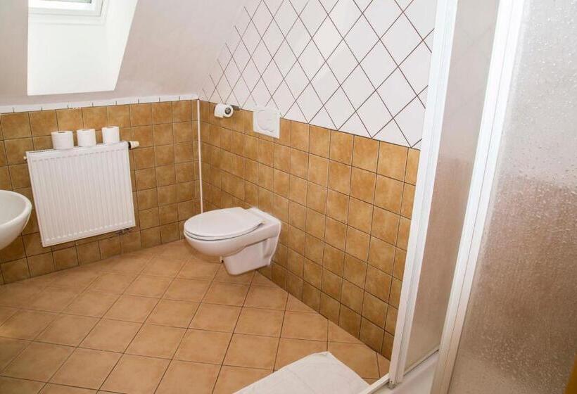 Háromágyas Standard Szoba, U Lip Trojanovice