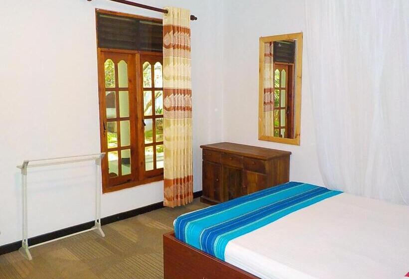 غرفة إقتصادية, Liyana Holiday Resort