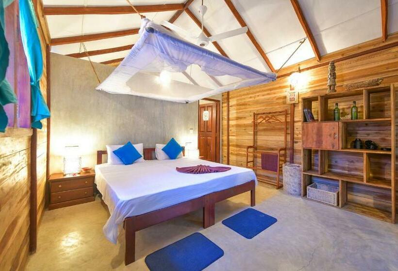بانگلوی سوپریور, Kitesurfing Lanka