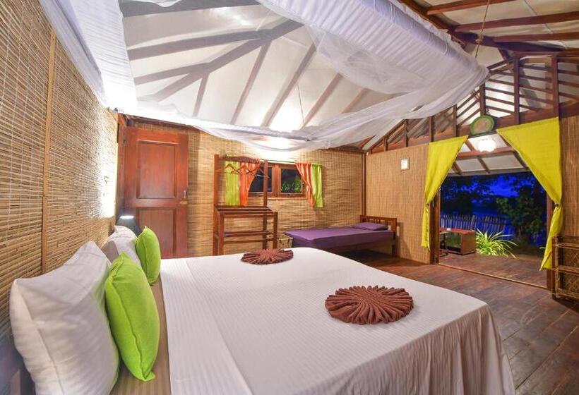 Семейный Номер, Kitesurfing Lanka