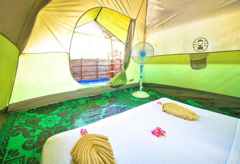 چادر با خدمات رفاهی استاندارد, Kitesurfing Lanka