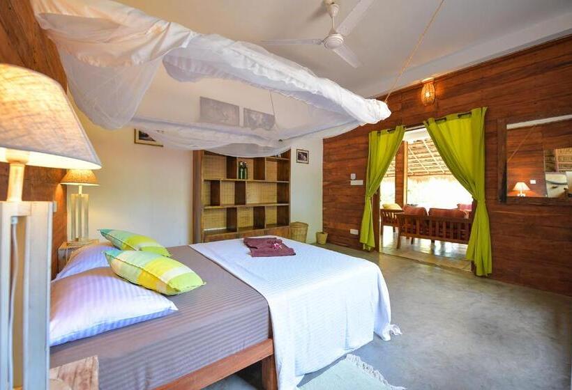 ویلای 4 خوابه, Kitesurfing Lanka