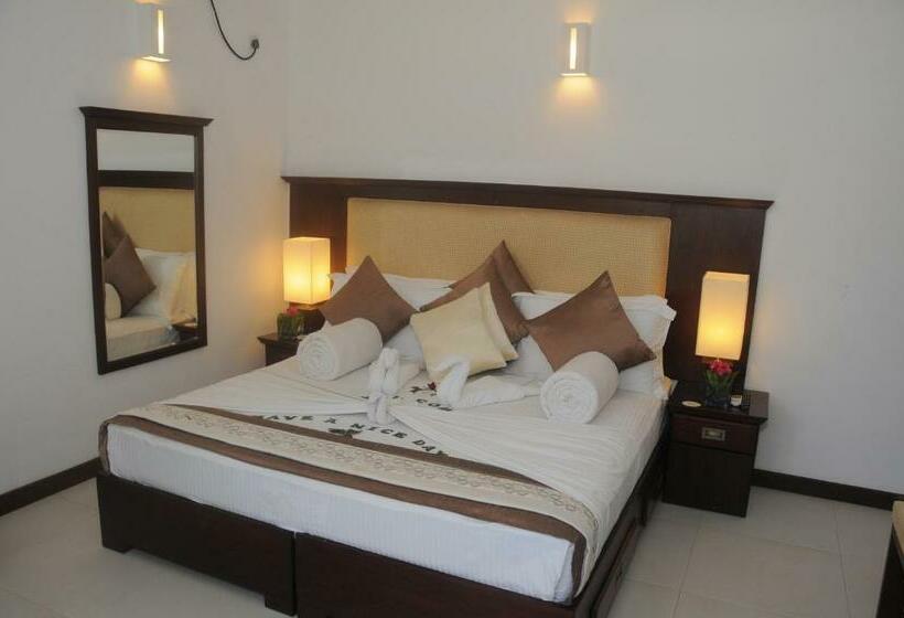 Deluxe Room, Scarlet White Resort