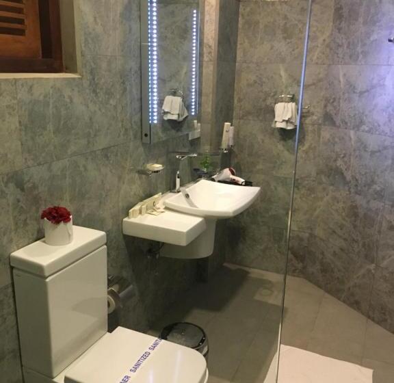 Deluxe Room Sea View, Scarlet White Resort