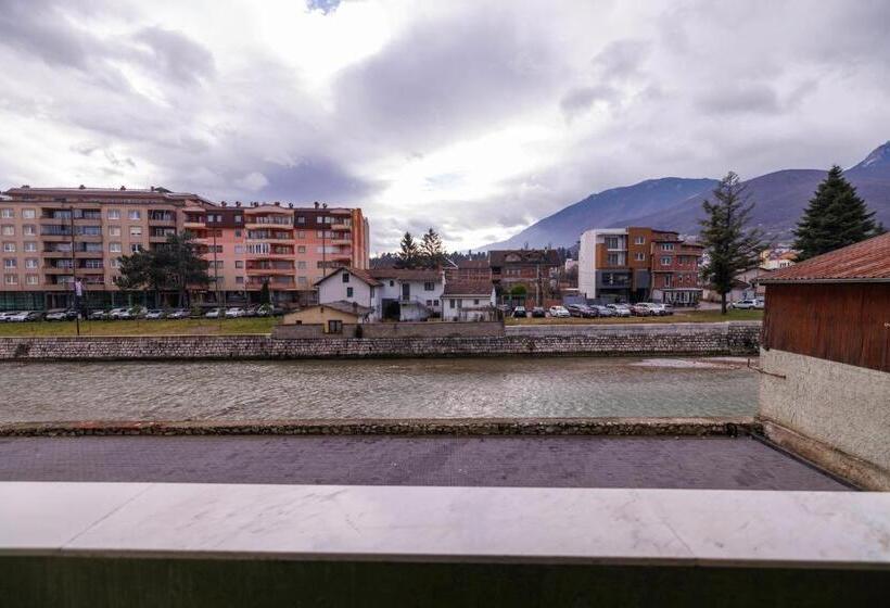 اتاق استاندارد با بالکن, 1863 Boutique