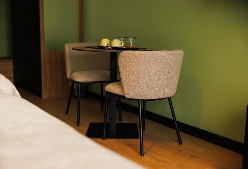 اتاق استاندارد سه تخته با بالکن, 1863 Boutique