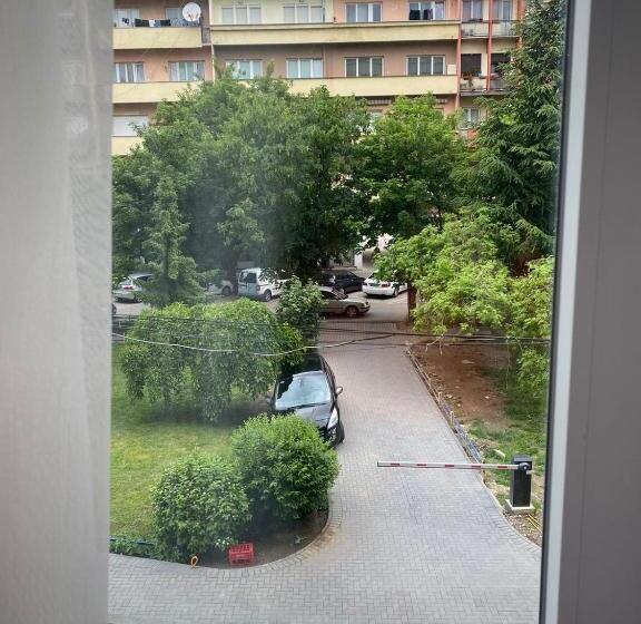 آپارتمان 1 خوابه با بالکن, 1863 Boutique