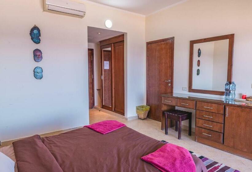 اتاق استاندارد با چشم‌انداز دریا, Club Red Dahab Motel