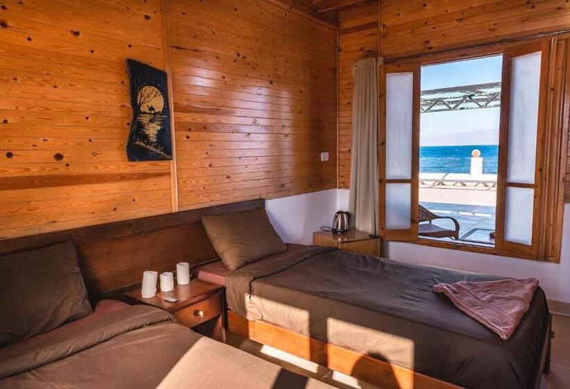 بانگلوی استاندارد با چشم‌انداز دریا, Club Red Dahab Motel