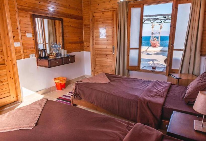 بانگلوی استاندارد با چشم‌انداز دریا, Club Red Dahab Motel