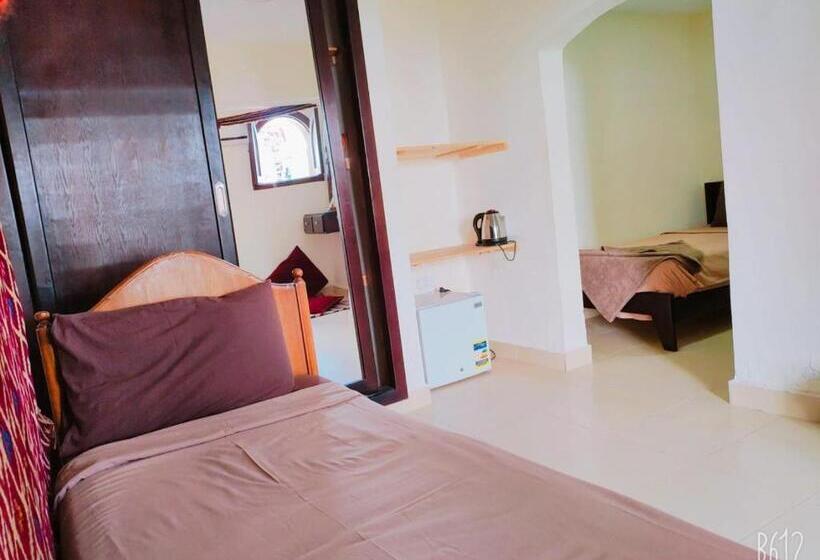 Economy Triple Room, Club Red Dahab Motel