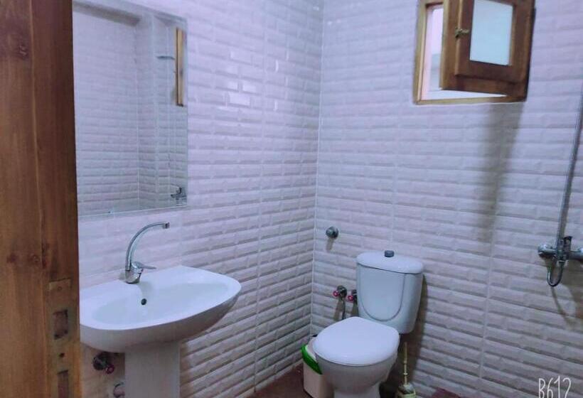 استودیوی لوکس, Club Red Dahab Motel