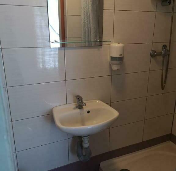 اتاق استاندارد یک نفره, Aroma Skuodiškio Užeiga