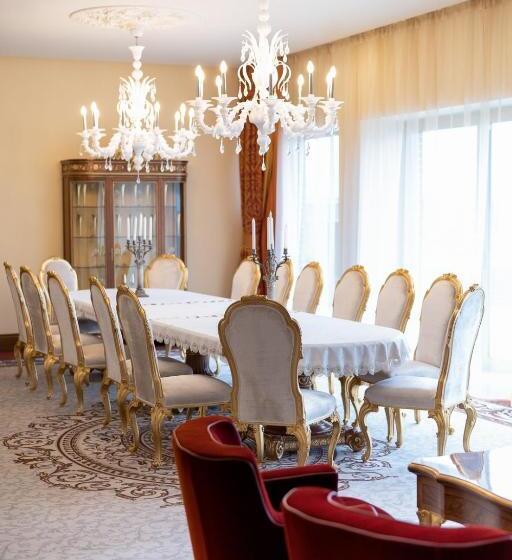 سوئیت پرزیدنت, Harmony Park Hotel & Spa