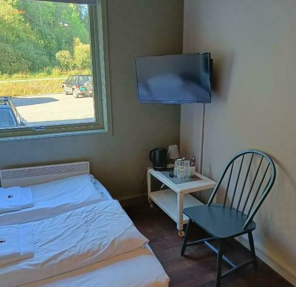 Четырехместный Номер Стандарт, Austbø Hotell