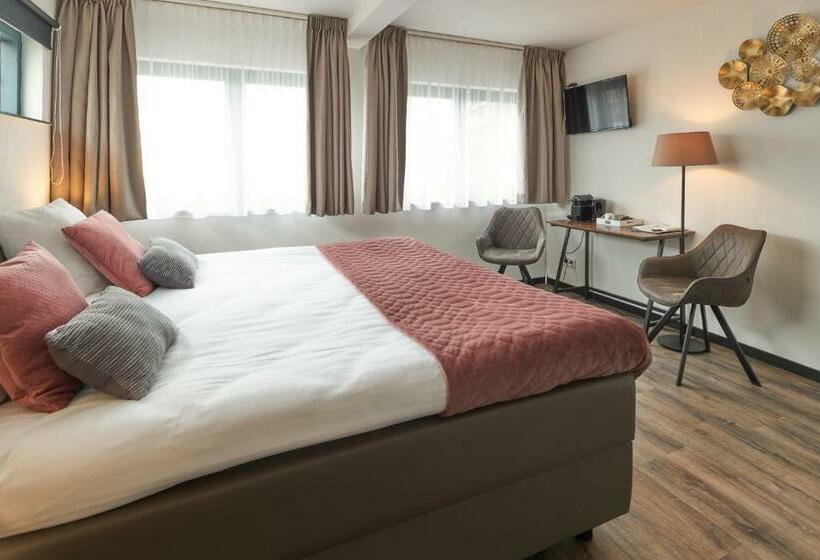 带大床的豪华间, Bed And Breakfast De Heren Van Valkenburg