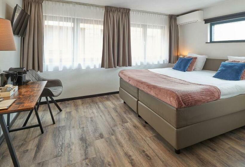 带大床的豪华间, Bed And Breakfast De Heren Van Valkenburg