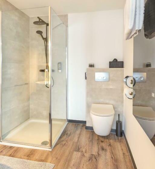 带大床的豪华间, Bed And Breakfast De Heren Van Valkenburg