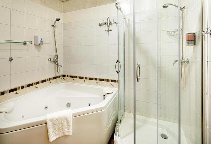 اتاق لوکس, Biplan