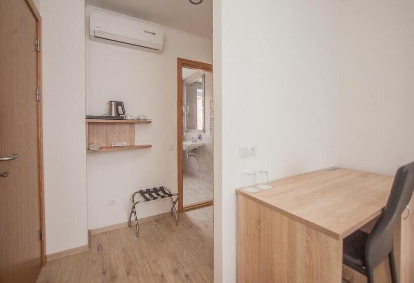 اتاق سوپریور, Biplan