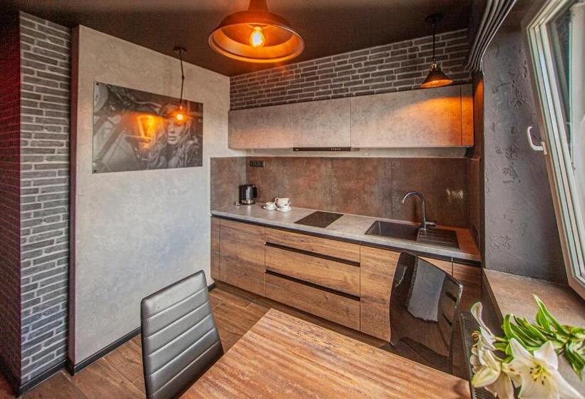 آپارتمان سوپریور 1 خوابه, Biplan