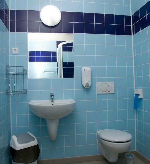 Standard Room, Emeran