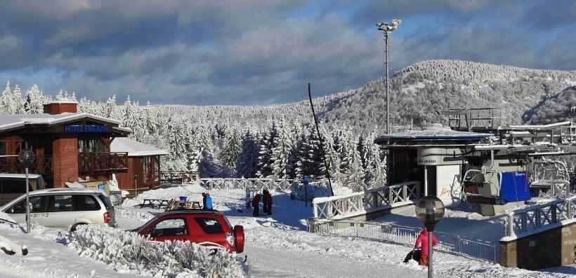 Standard Room with Balcony, Emeran