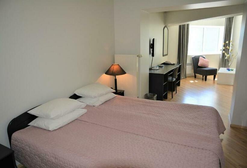 اتاق استاندارد, Emmi