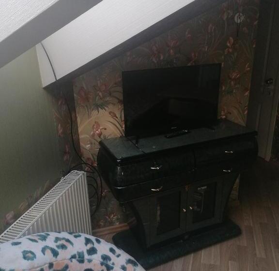 سوئیت 2 خوابه, Guest House Krista