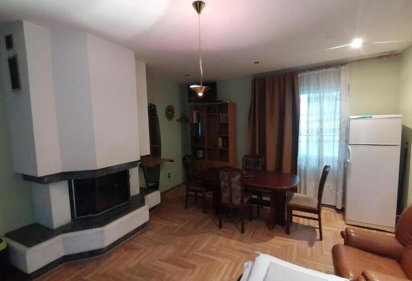 سوییت, Guest House Krista