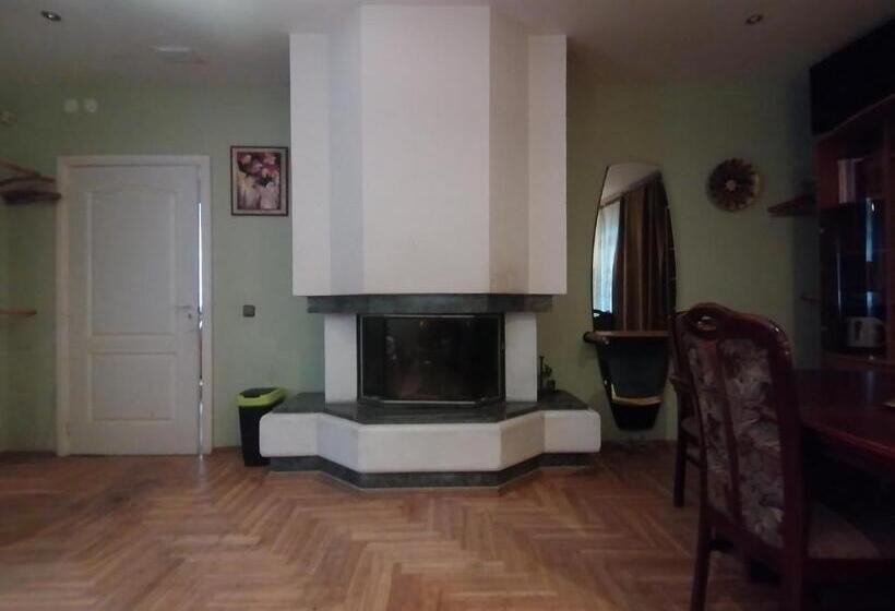 آپارتمان 1 خوابه, Guest House Krista