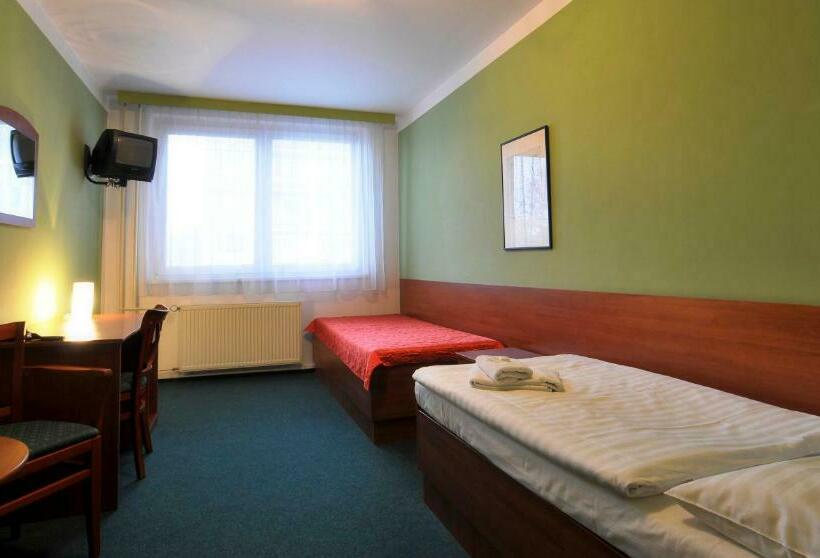 스탠다드 싱글 룸, Krystal