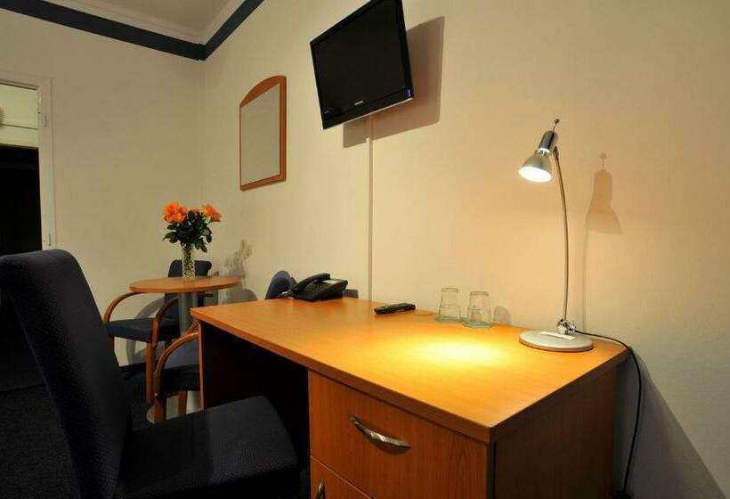 스탠다드 싱글 룸, Krystal