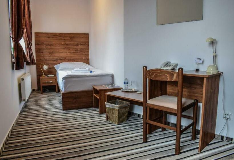 Номер Стандарт, La Rosa