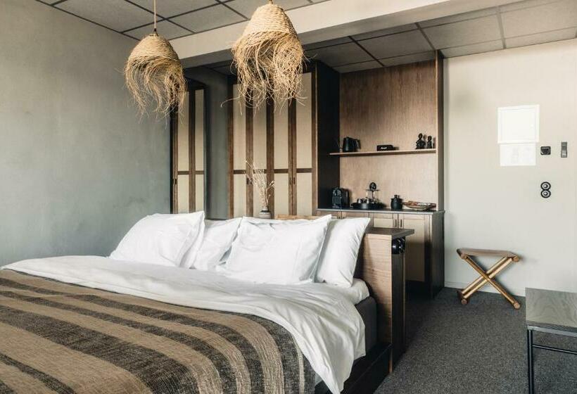 חדר דלוקס עם מרפסת נוף לים, Ocean